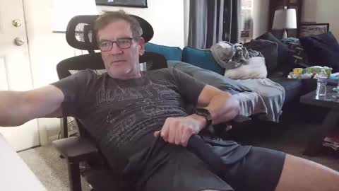 LongDick Daddy online show from 6, 11, 2025