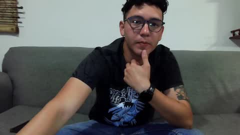 Snapshot of lobomx19 chatting on 6, 3, 2025 Lobo online show from 6, 3, 2025