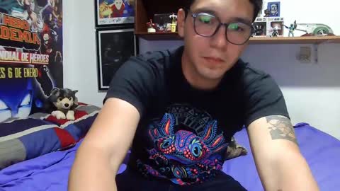 Snapshot of lobomx19 chatting on 13, 9, 2025 Lobo online show from 13, 9, 2025