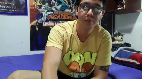 Snapshot of lobomx19 chatting on 15, 10, 2025 Lobo online show from 15, 10, 2025