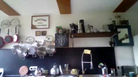 Snapshot of lof696969 chatting on 12, 5, 2026 Floric Matthew online show from 12, 5, 2026