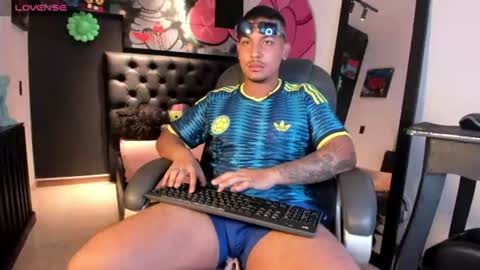 Snapshot of logan_price chatting on 18, 6, 2026 LOGAN online show from 18, 6, 2026