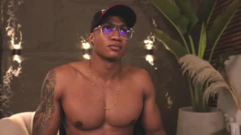 logan_varela online show from 18, 2, 2025