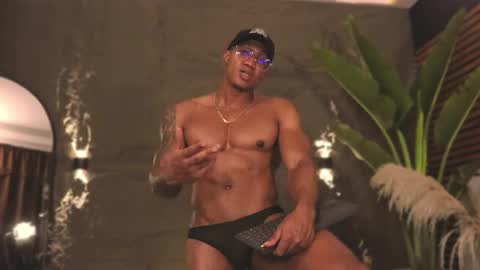 logan_varela online show from 20, 2, 2025