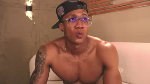 logan_varela online show from 1, 3, 2025