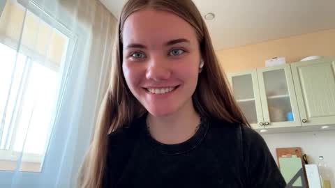 Snapshot of logancadarette chatting on 30, 3, 2026 logancadarette online show from 30, 3, 2026