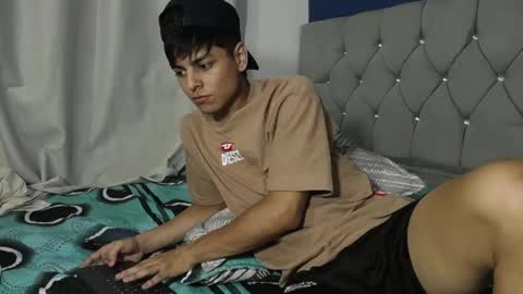 Snapshot of loganjhonson19 chatting on 17, 5, 2026 loganjhonson19 online show from 17, 5, 2026