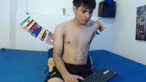 Snapshot of loganjhonson19 chatting on 11, 7, 2026 loganjhonson19 online show from 11, 7, 2026