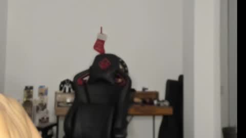 Snapshot of logannick chatting on 16, 1, 2025 Logan online show from 16, 1, 2025