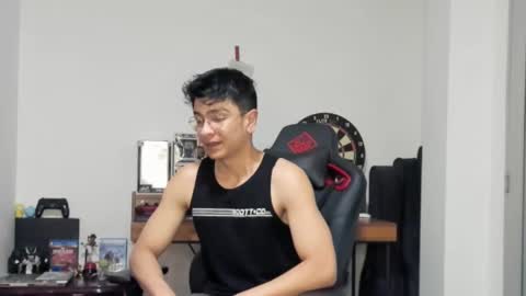 Snapshot of logannick chatting on 25, 2, 2025 Logan online show from 25, 2, 2025