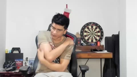 Snapshot of logannick chatting on 11, 3, 2025 Logan online show from 11, 3, 2025