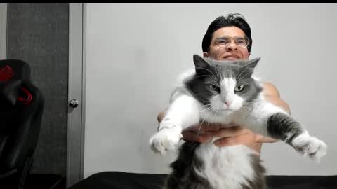 Snapshot of logannick chatting on 1, 10, 2025 Logan online show from 1, 10, 2025