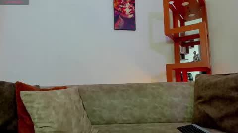 logantwink18 online show from 21, 12, 2025