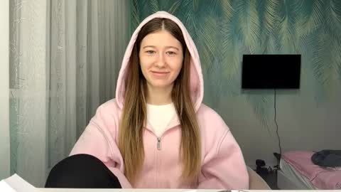 Snapshot of loisecromack chatting on 22, 3, 2026 Kate online show from 22, 3, 2026