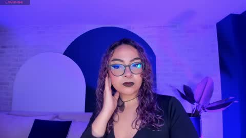 Snapshot of loiseharper chatting on 5, 5, 2026 Loise online show from 5, 5, 2026