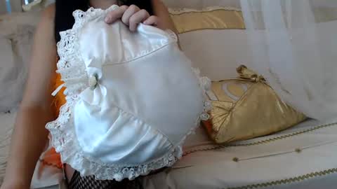 Snapshot of lokagold chatting on 26, 7, 2026 Lilu online show from 26, 7, 2026