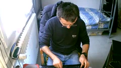 lokoum39 online show from 10, 1, 2025