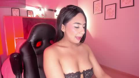 Snapshot of lola_12_ chatting on 23, 4, 2026 Lola online show from 23, 4, 2026