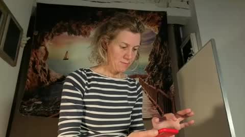 lola_belgium online show from 4, 6, 2026