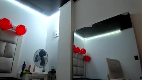 lola_js online show from 24, 3, 2026