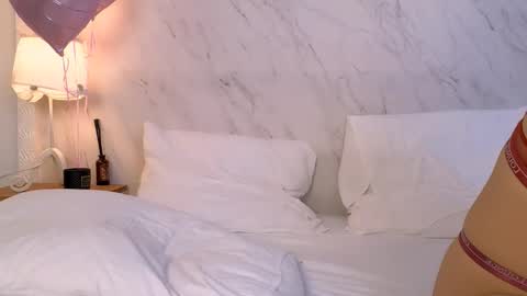 lola_lewis online show from 19, 2, 2026