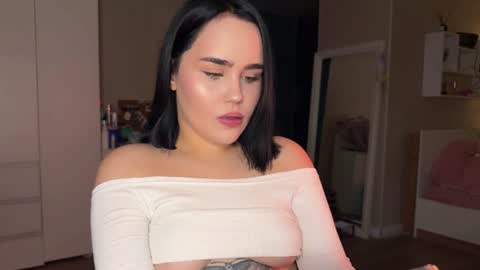 Snapshot of lola_razee chatting on 4, 7, 2026 lola_razee online show from 4, 7, 2026