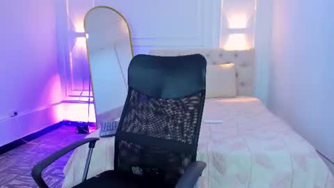Snapshot of lola_red956680 chatting on 28, 7, 2026 lola red online show from 28, 7, 2026
