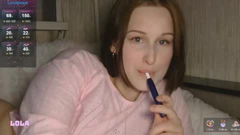 Snapshot of lolalibellule chatting on 21, 10, 2025 Lola online show from 21, 10, 2025