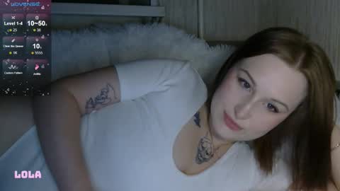 Snapshot of lolalibellule chatting on 29, 10, 2025 Lola online show from 29, 10, 2025