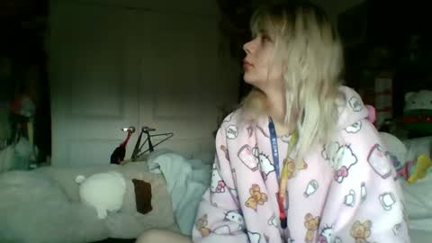 Lola Lixx online show from 23, 1, 2025