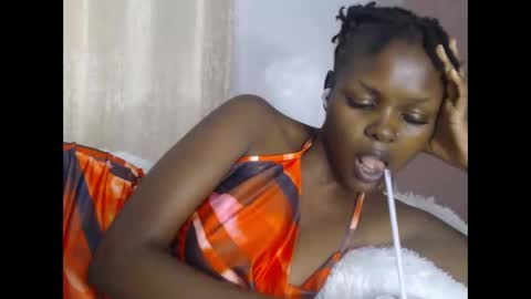 Snapshot of lolamia7 chatting on 16, 3, 2026 lolamia7 online show from 16, 3, 2026