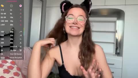 Snapshot of lolatheangel chatting on 22, 12, 2025 Lolatheangel online show from 22, 12, 2025