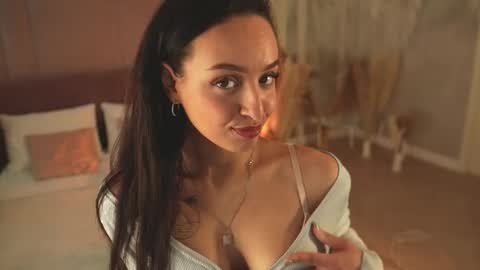 Lolly online show from 10, 3, 2026