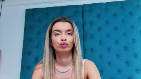 Snapshot of lollyshinex chatting on 30, 11, 2025 Lolly. online show from 30, 11, 2025