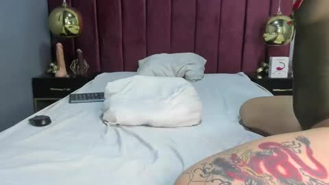 Snapshot of lolyyuno chatting on 6, 3, 2025 Loly online show from 6, 3, 2025