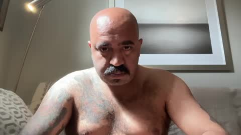 Snapshot of london_lad_101 chatting on 18, 5, 2026 london_lad_101 online show from 18, 5, 2026