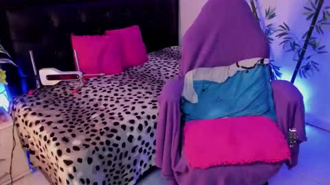 Jennifer  online show from 21, 2, 2026