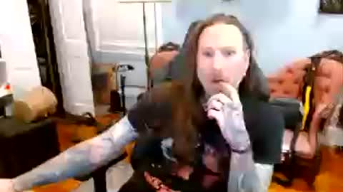 Snapshot of longhair021 chatting on 14, 6, 2026 longhair online show from 14, 6, 2026