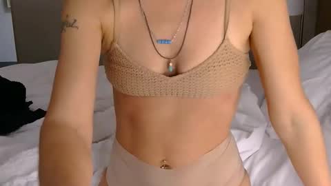 Cutenurse91 online show from 4, 11, 2025