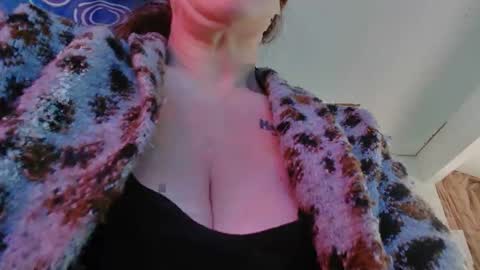 Londoncashmere69  online show from 23, 1, 2025