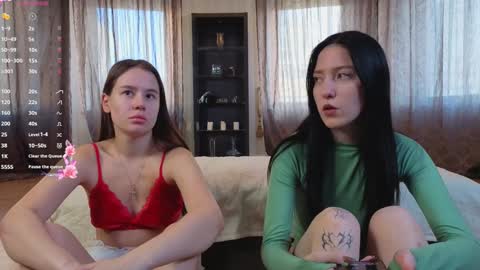 Snapshot of lookatmehabibi_ chatting on 9, 10, 2025 Adele Ellie and Lou Sally Dana and Bonnie online show from 9, 10, 2025