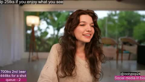 Snapshot of loollypop24 chatting on 5, 6, 2026 Chaturbatexxjessica online show from 5, 6, 2026