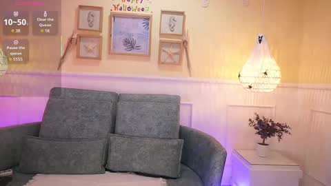 Loona Nyx online show from 11, 10, 2025