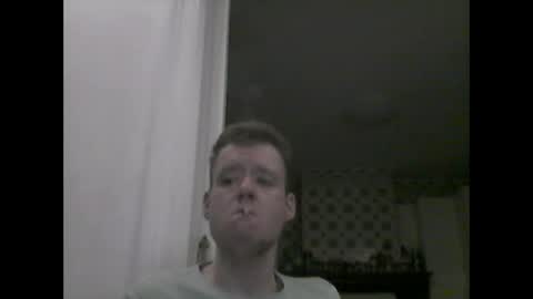 Snapshot of looner1992 chatting on 5, 11, 2025 looner1992 online show from 5, 11, 2025