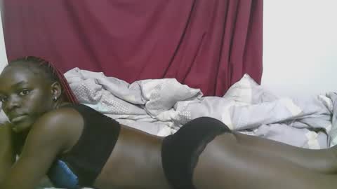 lora_amor online show from 19, 9, 2025