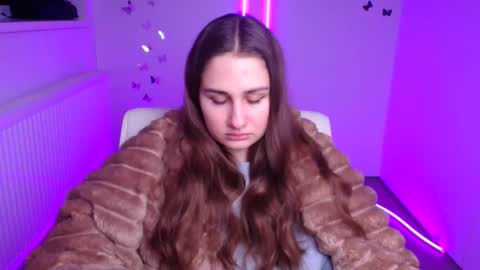 Snapshot of lora_kisses chatting on 6, 2, 2026 Lora online show from 6, 2, 2026