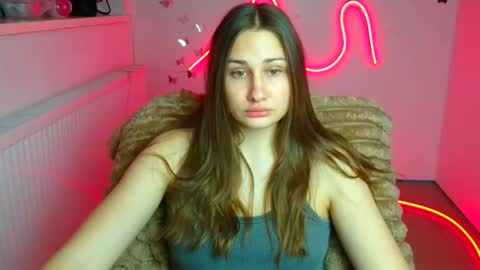 Lora online show from 20, 4, 2026