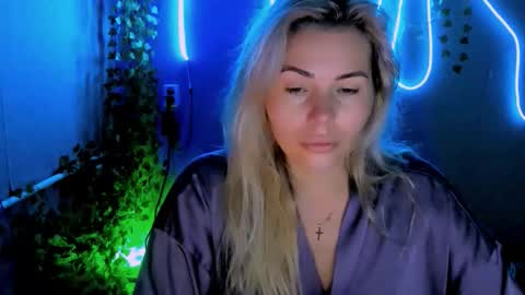 Lora online show from 9, 9, 2025