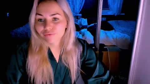 Lora online show from 9, 10, 2025