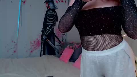 Snapshot of lorafisher chatting on 9, 5, 2026 lorafisher online show from 9, 5, 2026